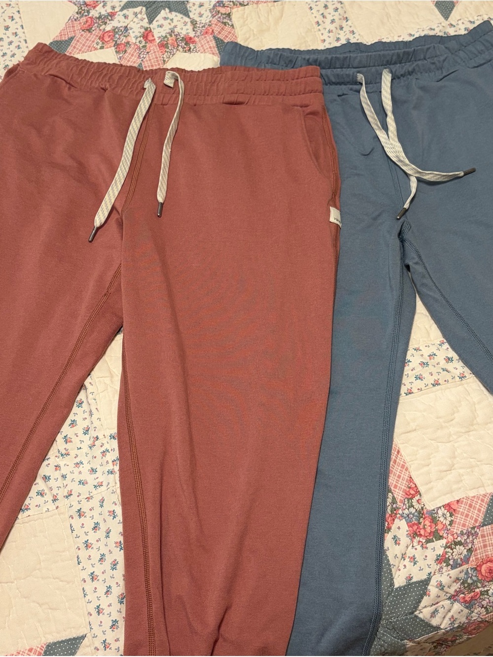 TWO Vuori Performance Joggers